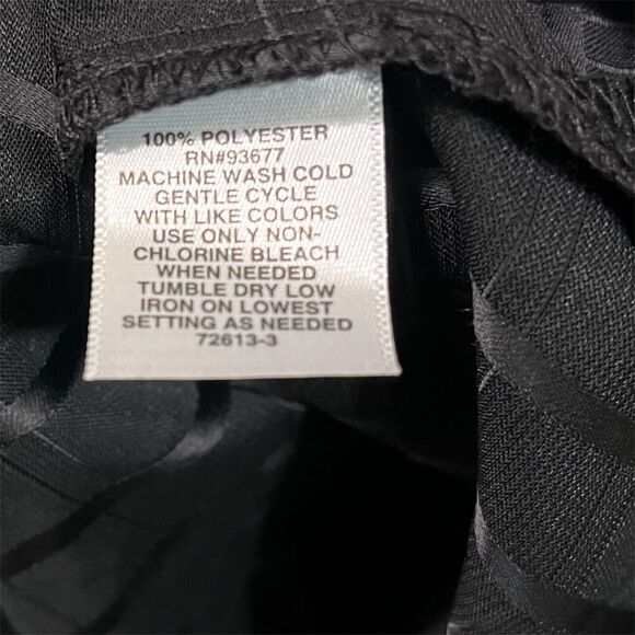 Liz Claiborne Woman 0X Plus Size Black Blouse Keyhole Neckline Elastic Cuffs NWT - Picture 4 of 6